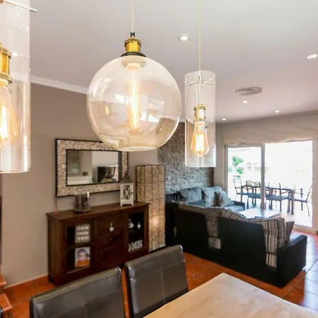 Villa Homeholidaysrentals Electra