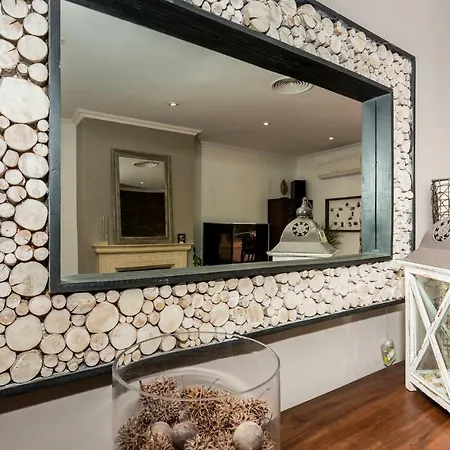 Homeholidaysrentals Electra Villa