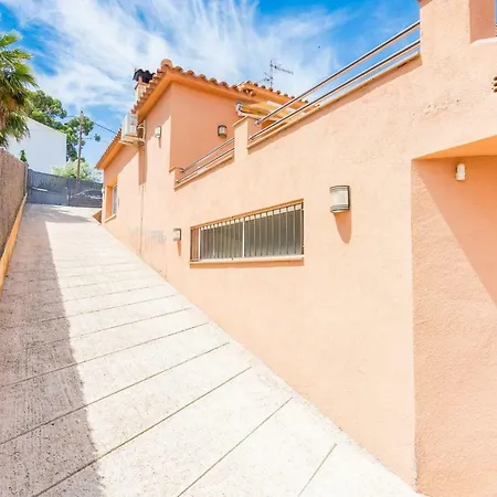 Homeholidaysrentals Electra Villa *