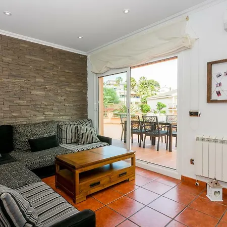 Homeholidaysrentals Electra Villa